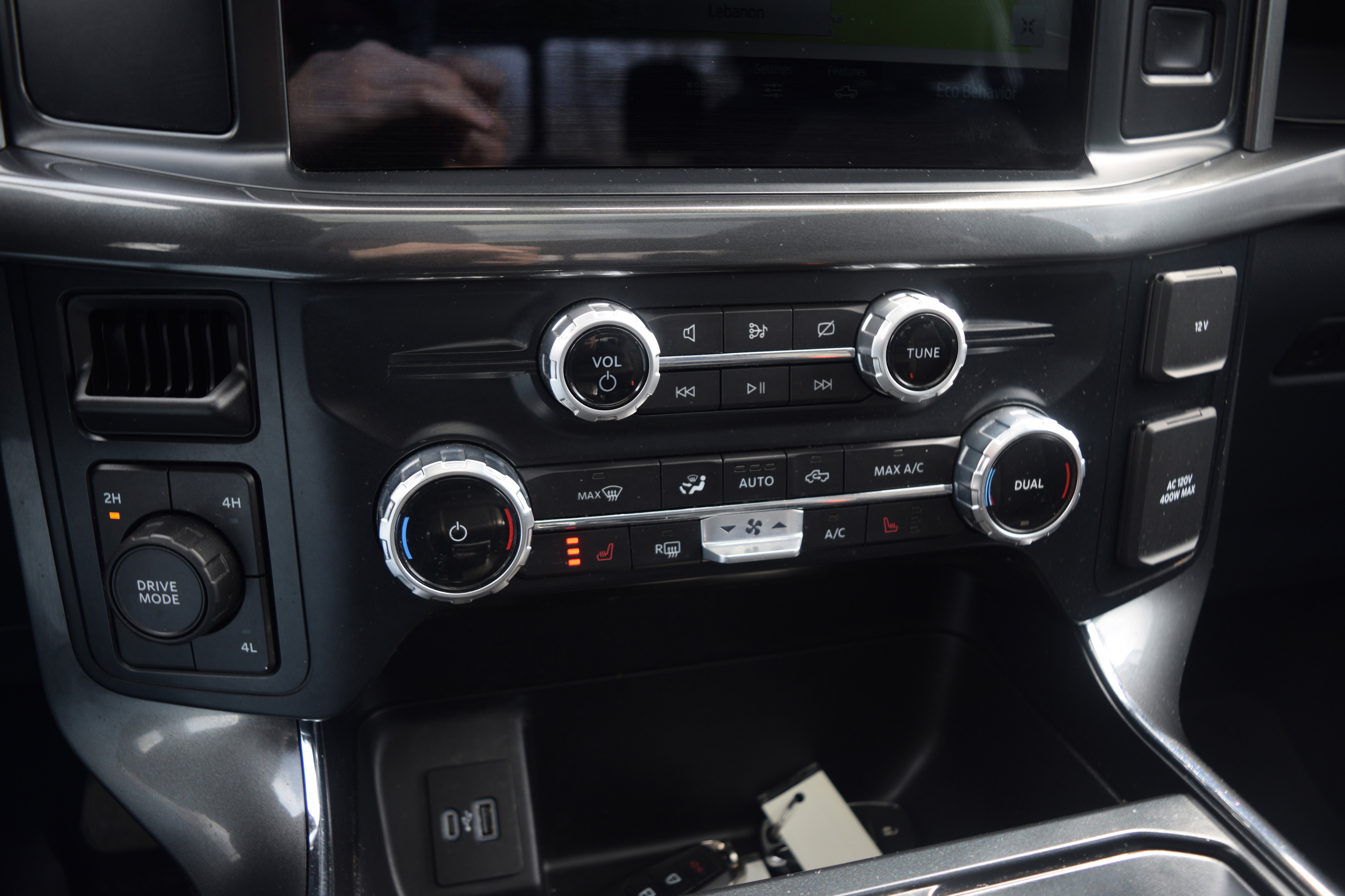 Used 2023 Ford F150 XLT w/ Equipment Group 302A High image 11