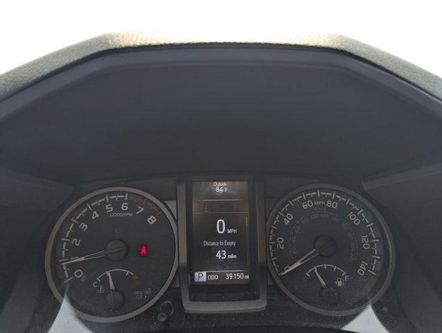 Used 2021 Toyota Tacoma TRD Off-Road w/ Technology Package AWD/4WD image 9