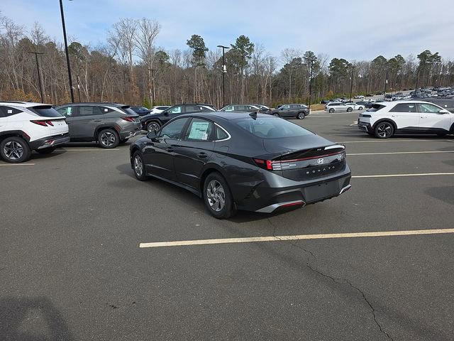 New 2026 Hyundai Sonata SE FWD image 16