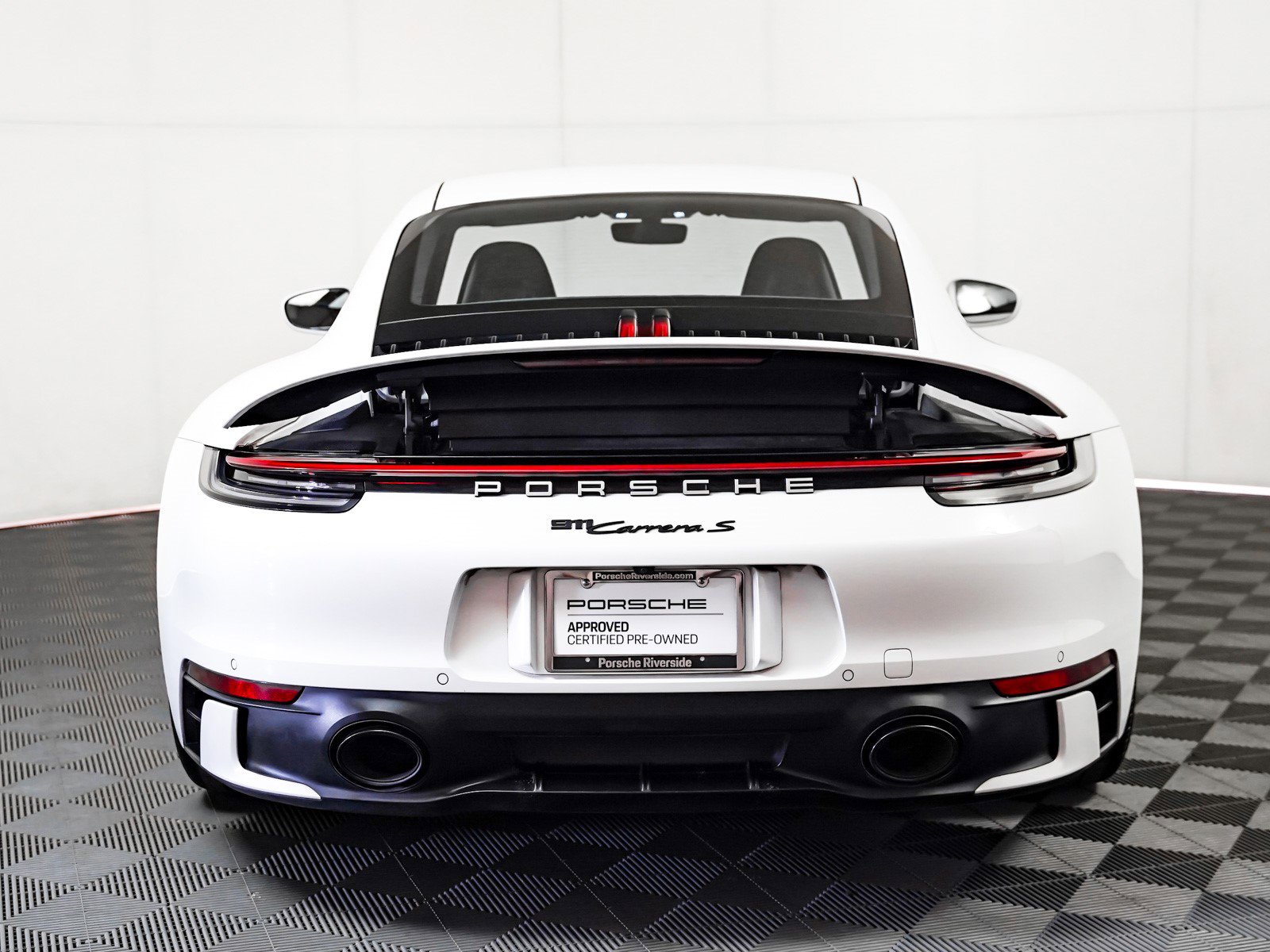 Certified 2024 Porsche 911 Carrera S image 11
