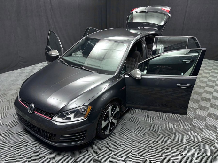 Used 2016 Volkswagen GTI SE image 18