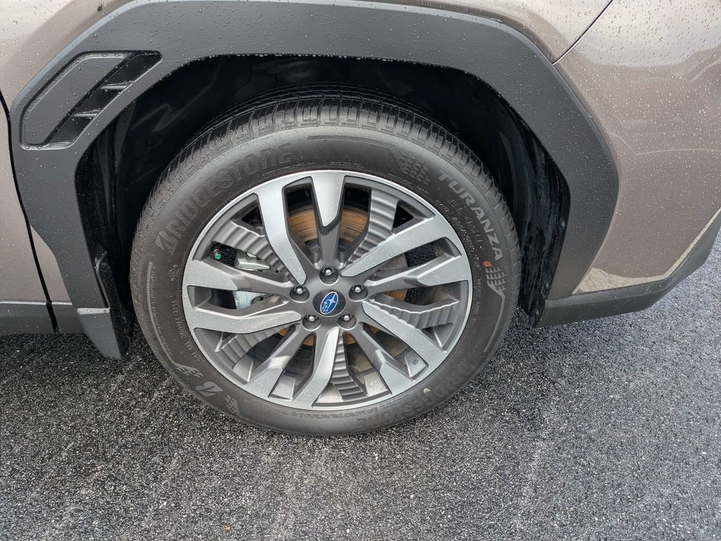 Certified 2025 Subaru Forester Touring w/ Popular Package - Touring AWD/4WD image 11
