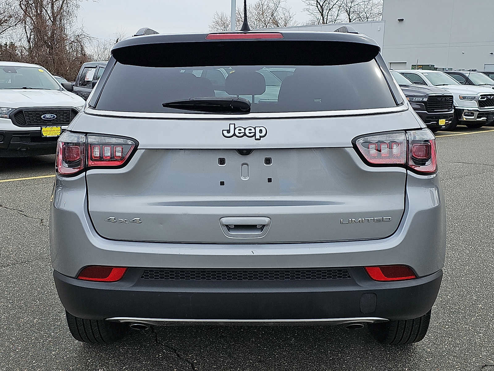 Used 2023 Jeep Compass Limited w/ Sun and Sound Group image 5