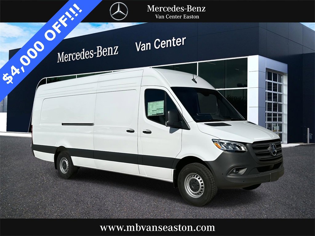 New 2025 Mercedes-Benz Sprinter 2500 image 1