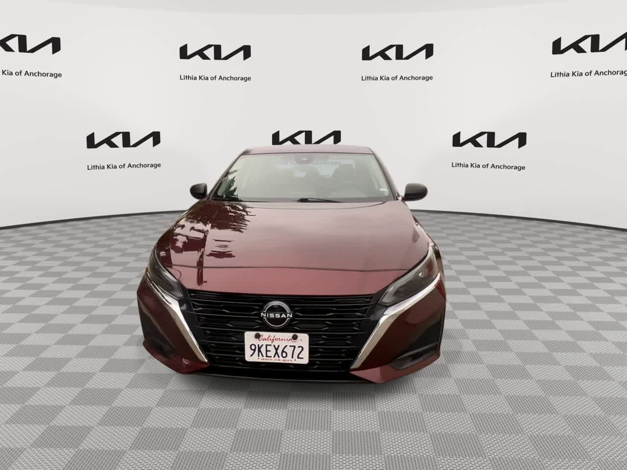 Used 2024 Nissan Altima 2.5 SV FWD image 3