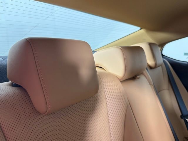 Certified 2025 Lexus ES 300h 300h w/ Premium Package image 29