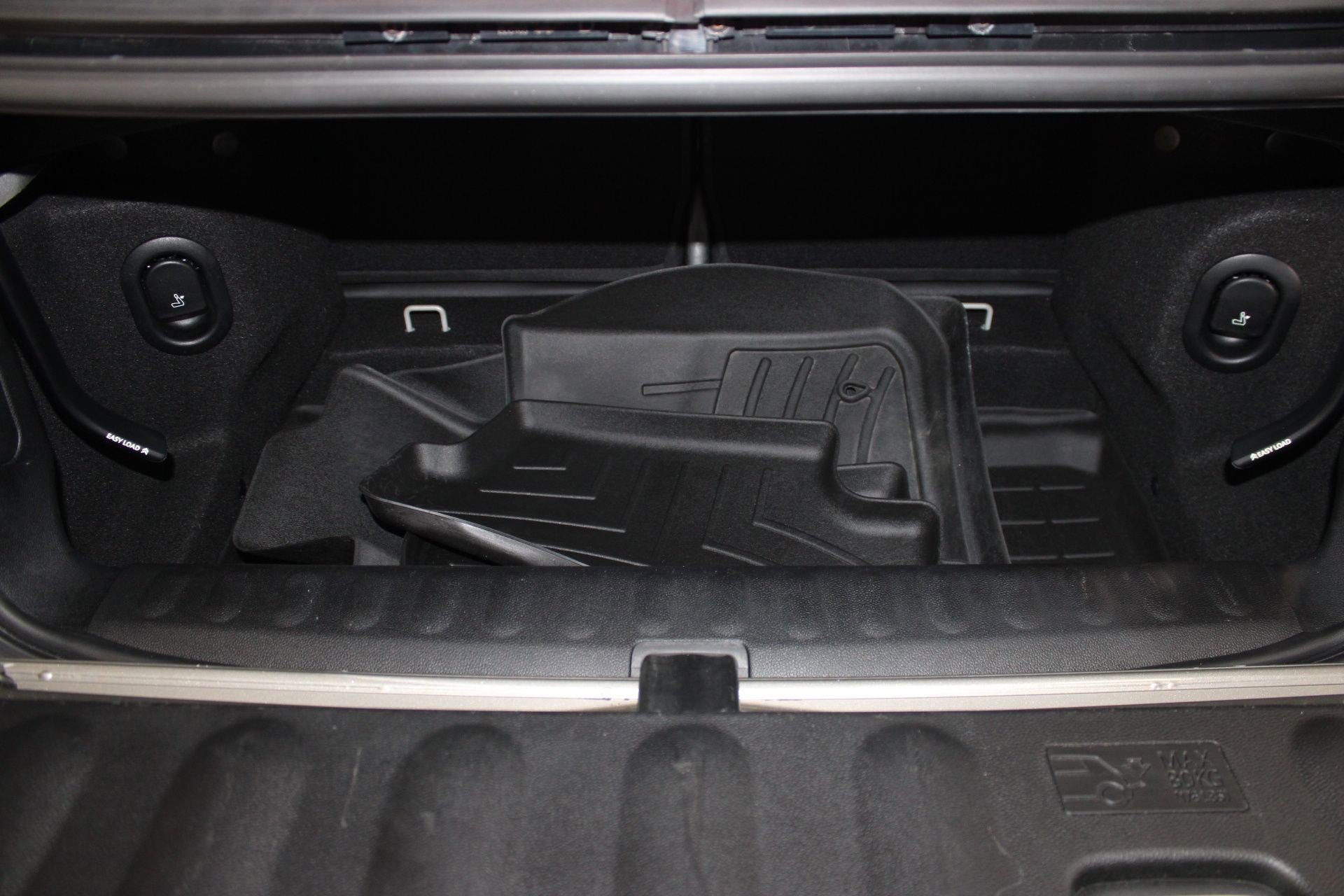 Used 2018 MINI Cooper Convertible image 30