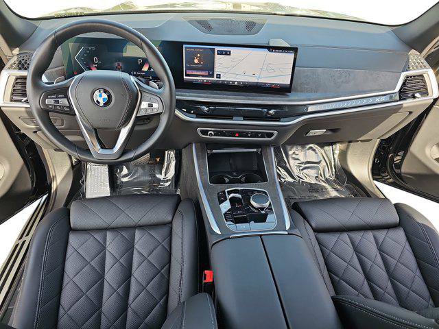 Used 2025 BMW X5 sDrive40i w/ Climate Comfort Package image 9