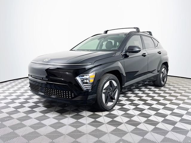 Certified 2025 Hyundai Kona Limited FWD image 2