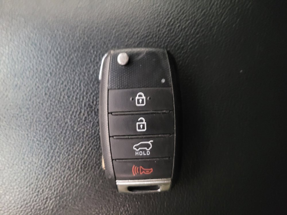 Used 2018 Kia Sportage LX FWD image 32