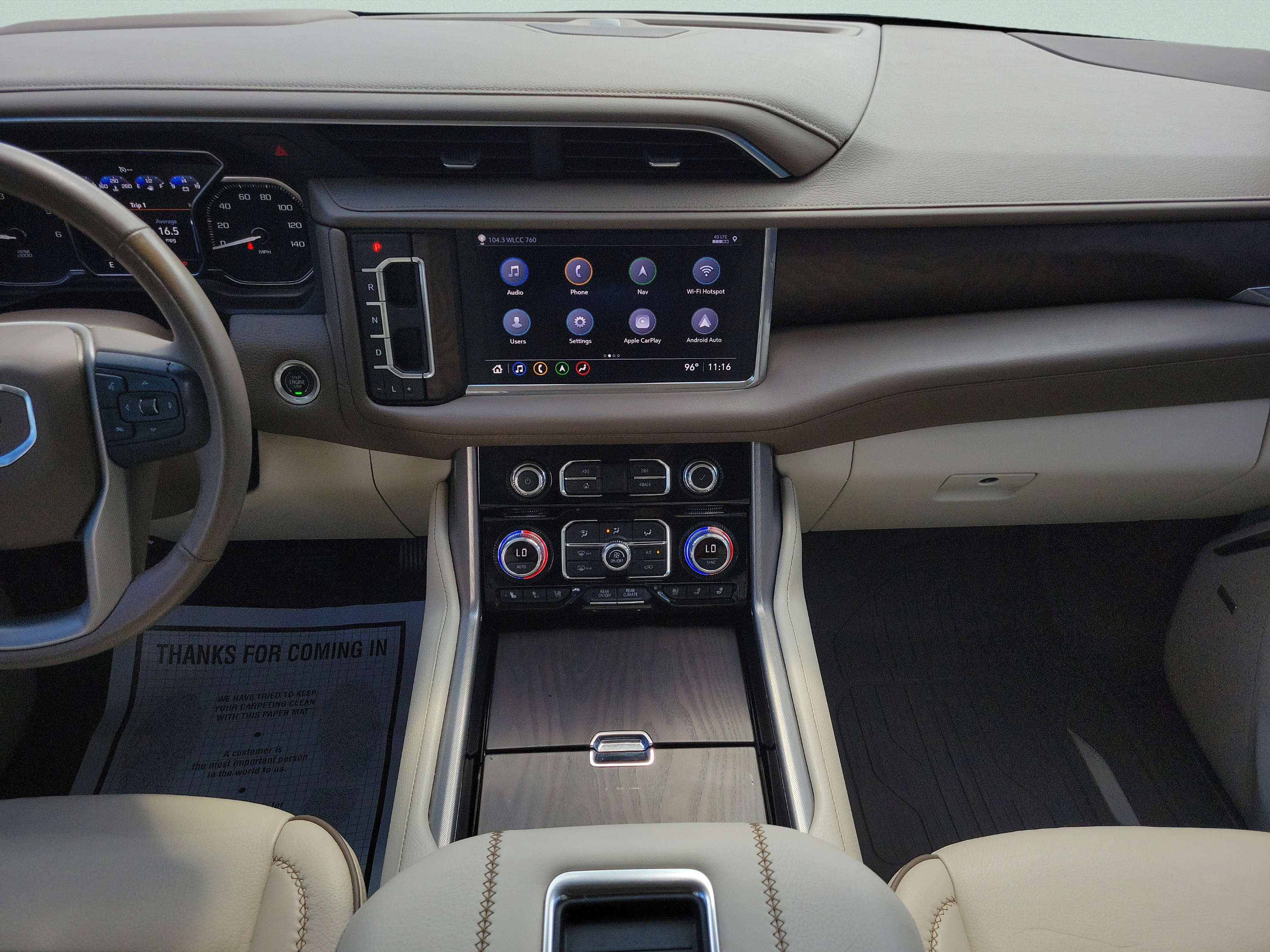 Used 2021 GMC Yukon XL Denali w/ LPO, Illumination Package RWD image 16