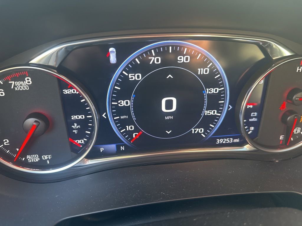 Used 2023 Chevrolet Traverse Premier image 17