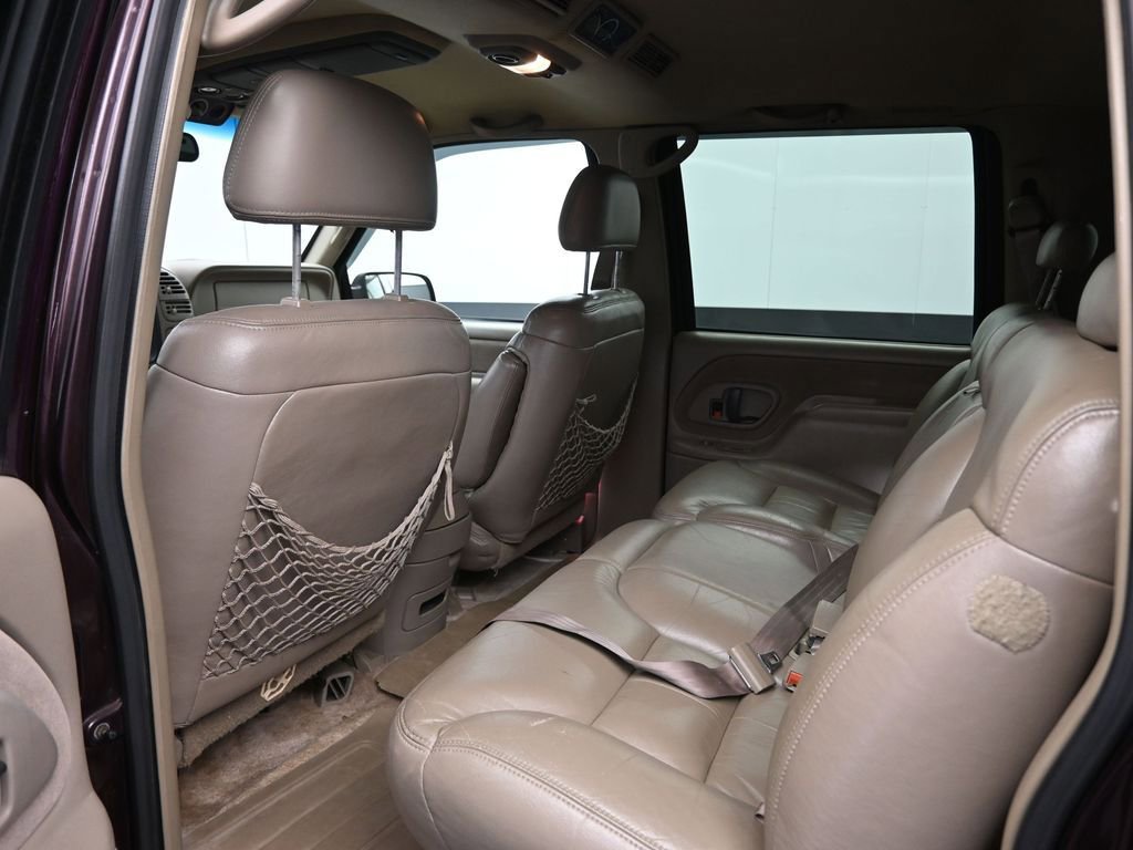 Used 1997 GMC Suburban 4WD w/ Marketing Opt Pkg 3 image 20