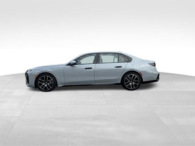 Certified 2024 BMW 760i xDrive image 2