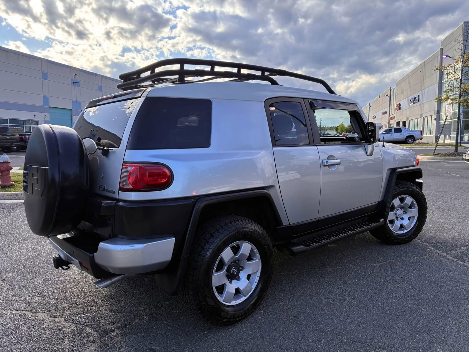 Used 2007 Toyota FJ Cruiser 4WD image 11