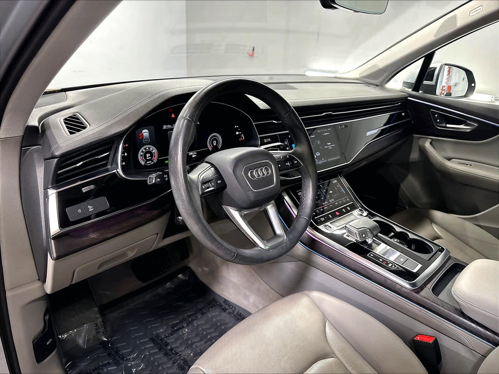 Used 2023 Audi Q7 3.0T Premium Plus w/ Premium Plus Package AWD/4WD image 15