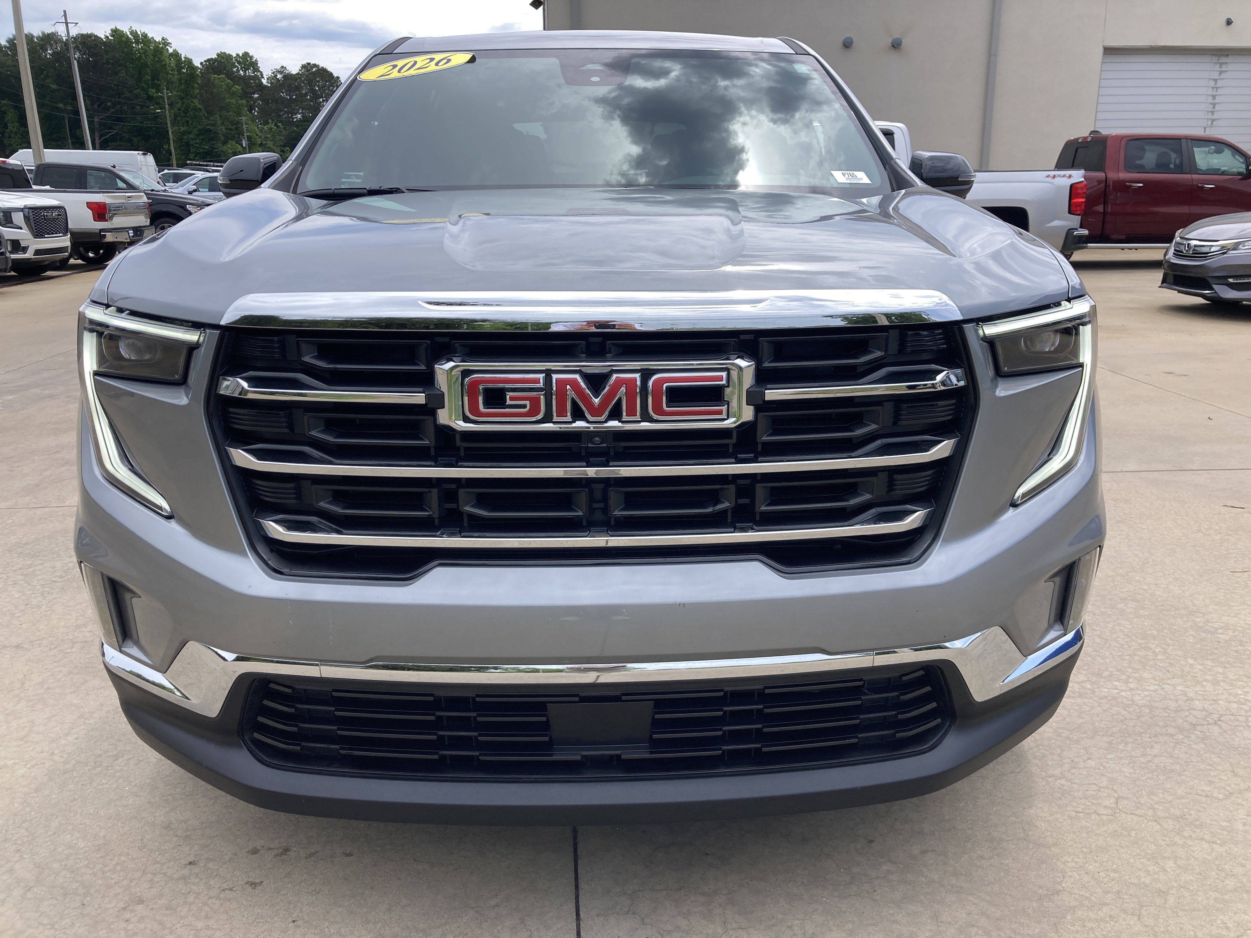 Certified 2026 GMC Acadia Elevation w/ Elevation Premium Package FWD image 6