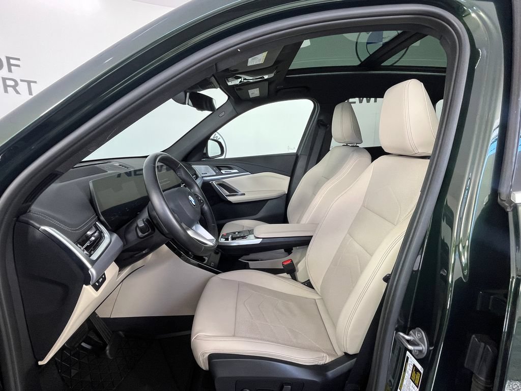 Certified 2023 BMW X1 xDrive28i w/ Premium Package AWD/4WD image 17
