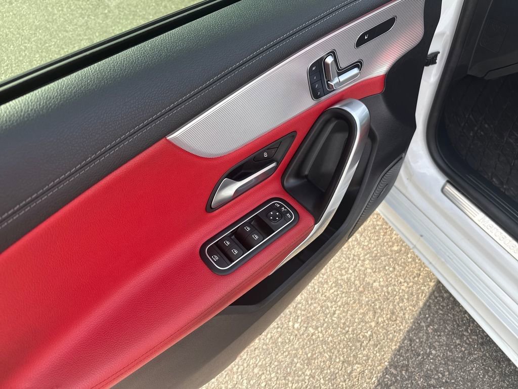 Used 2021 Mercedes-Benz A 220 image 12