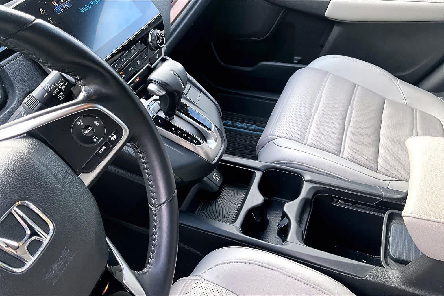 Used 2018 Honda CR-V Touring image 16