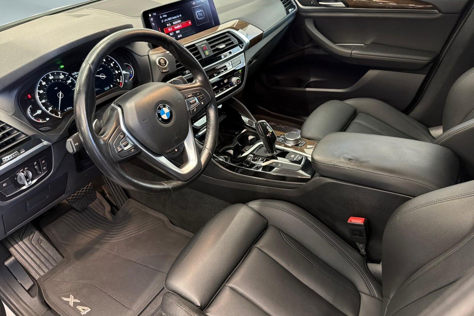 Used 2019 BMW X4 xDrive30i AWD/4WD image 4