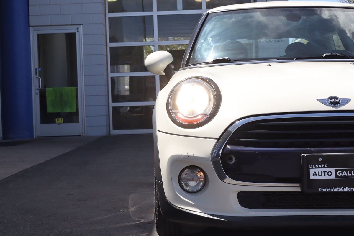 Used 2017 MINI Cooper 2-Door Hardtop FWD image 25