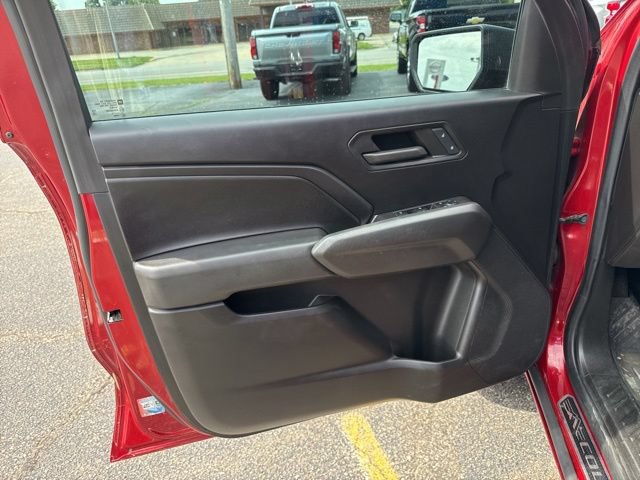 Used 2024 Chevrolet Colorado Trail Boss w/ Advanced Trailering Package AWD/4WD image 10