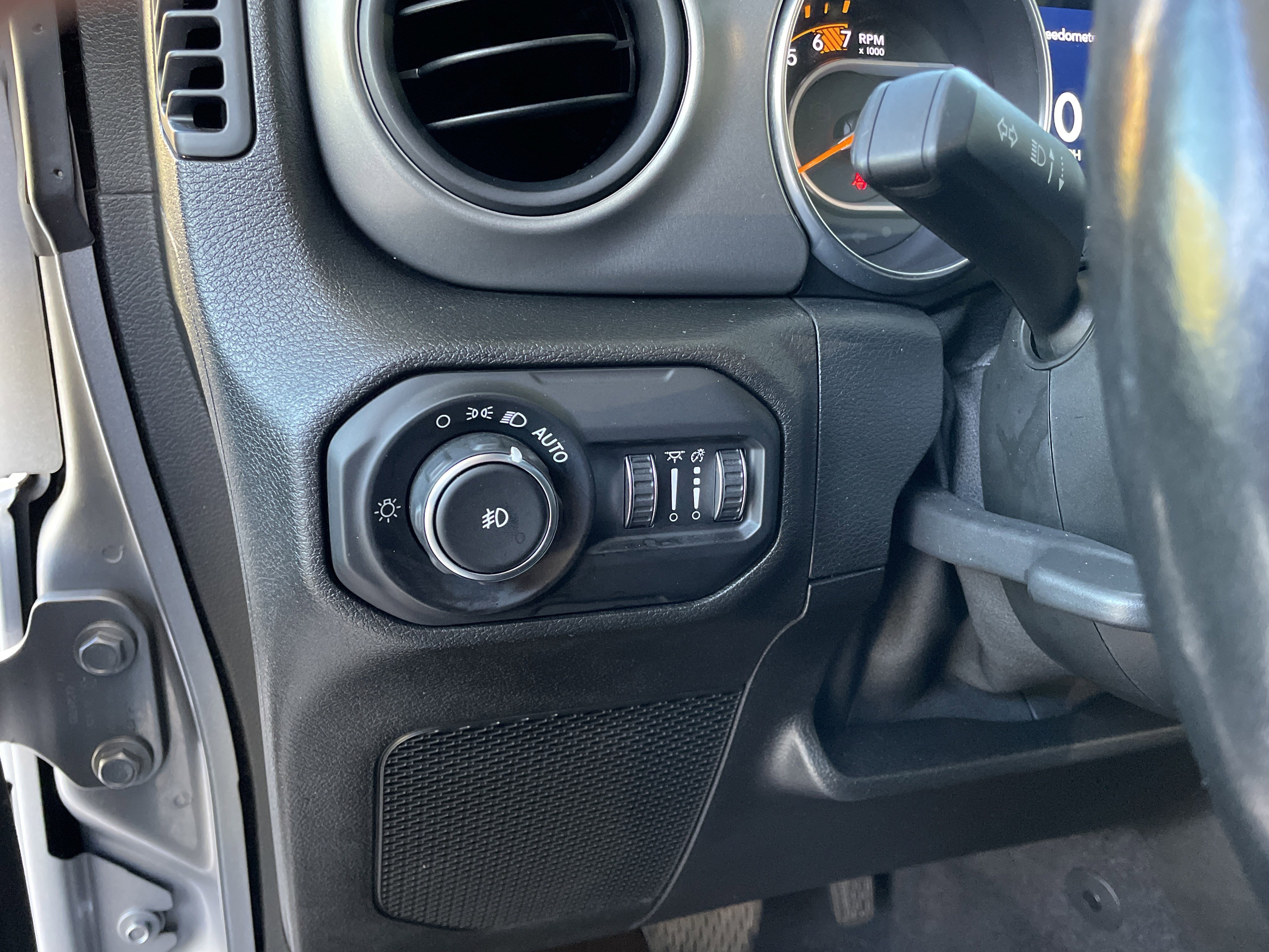 Used 2021 Jeep Wrangler Unlimited Sport image 26