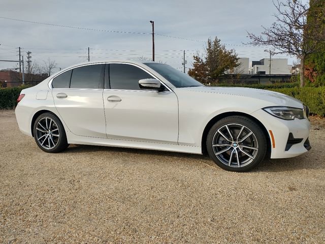 Used 2021 BMW 330i Sedan w/ Driving Assistance Package image 21