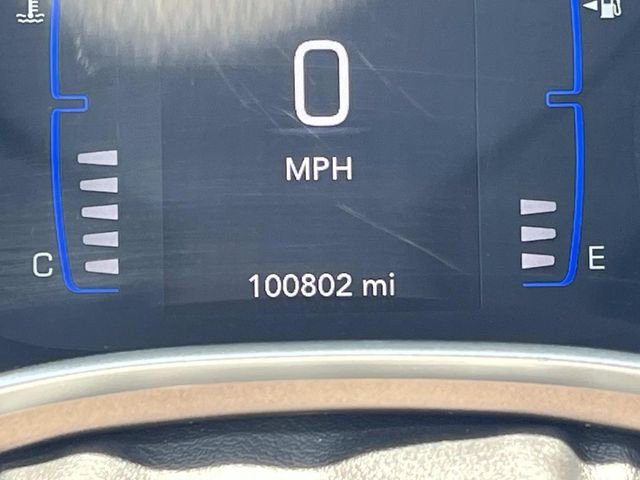 Used 2018 Chrysler Pacifica Touring-L FWD image 34