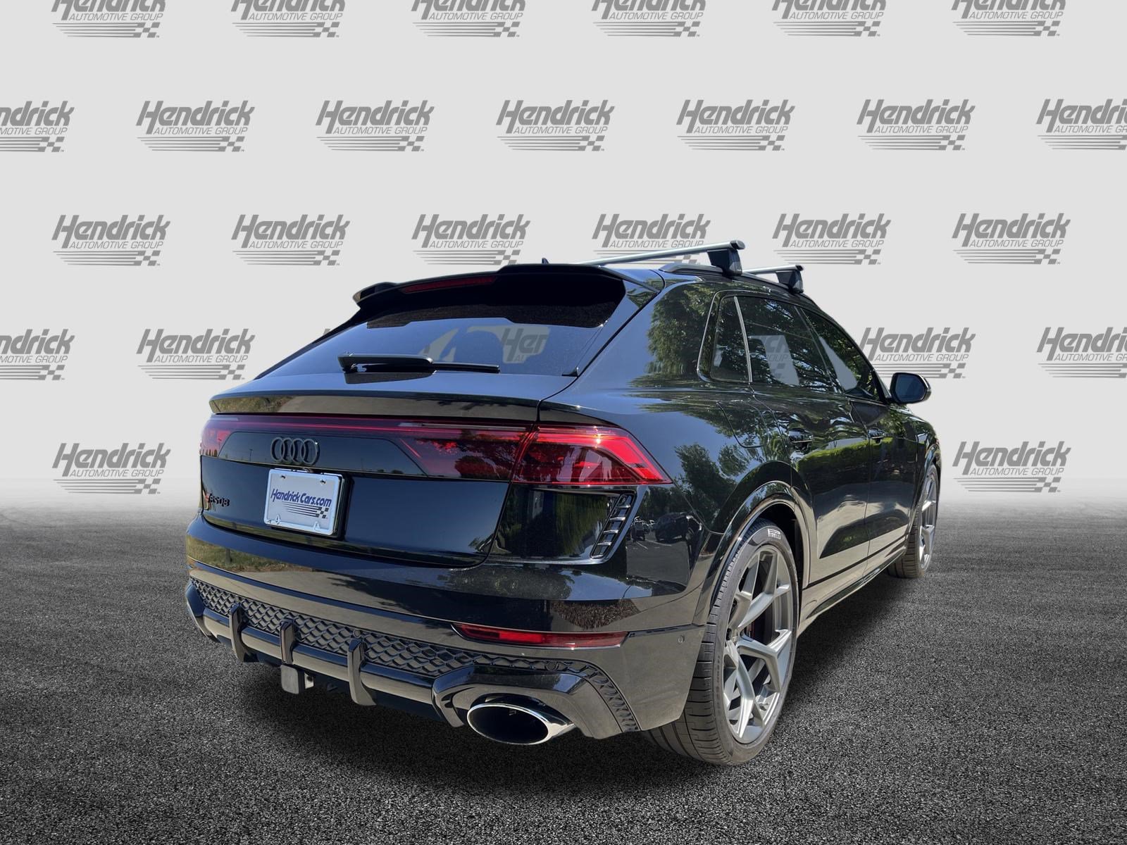 Certified 2025 Audi RS Q8 performance AWD/4WD image 9