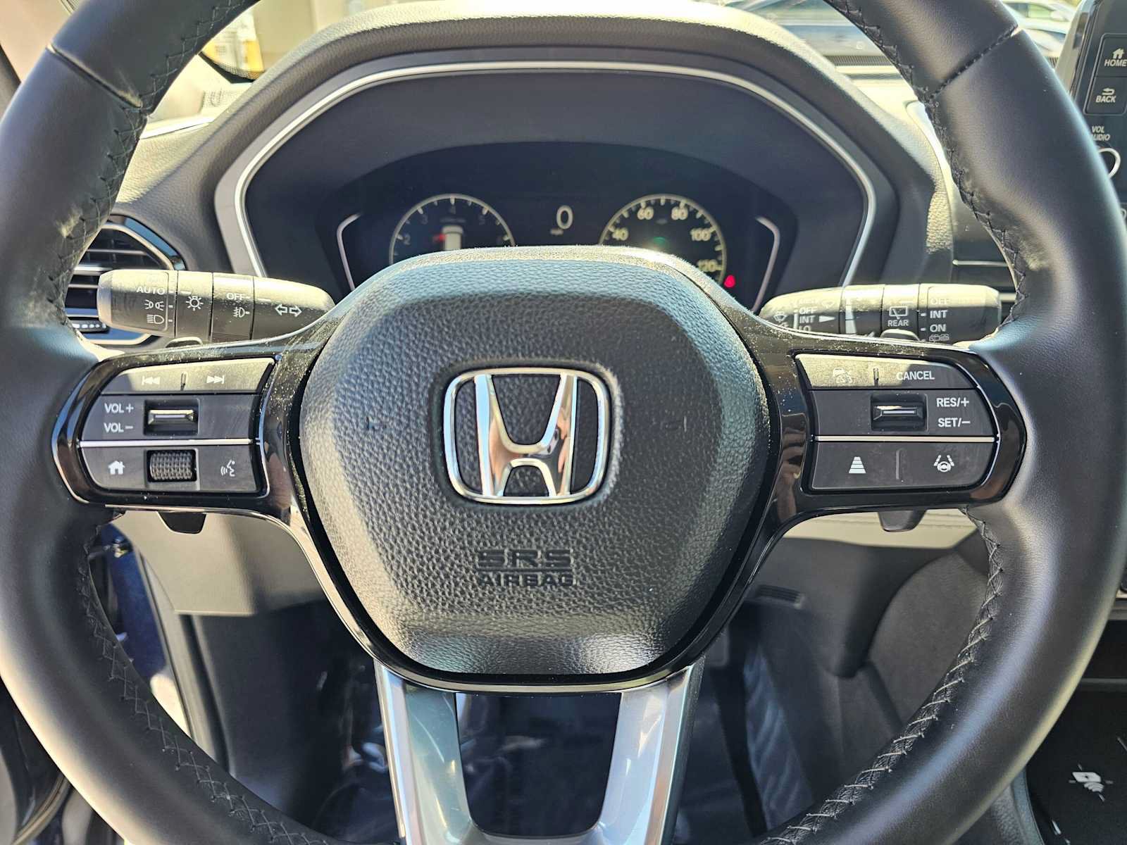 Used 2025 Honda Pilot Touring image 24