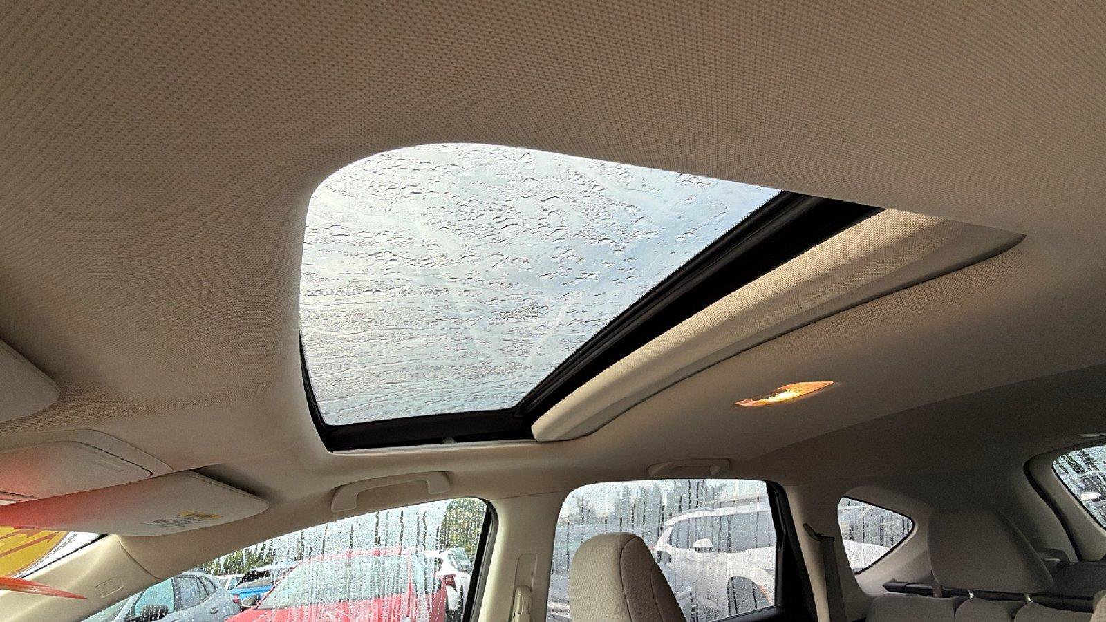Used 2015 Honda CR-V EX image 3
