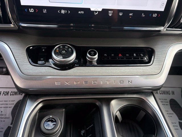 New 2027 Ford Expedition Max Platinum w/ Driver's Package AWD/4WD image 22