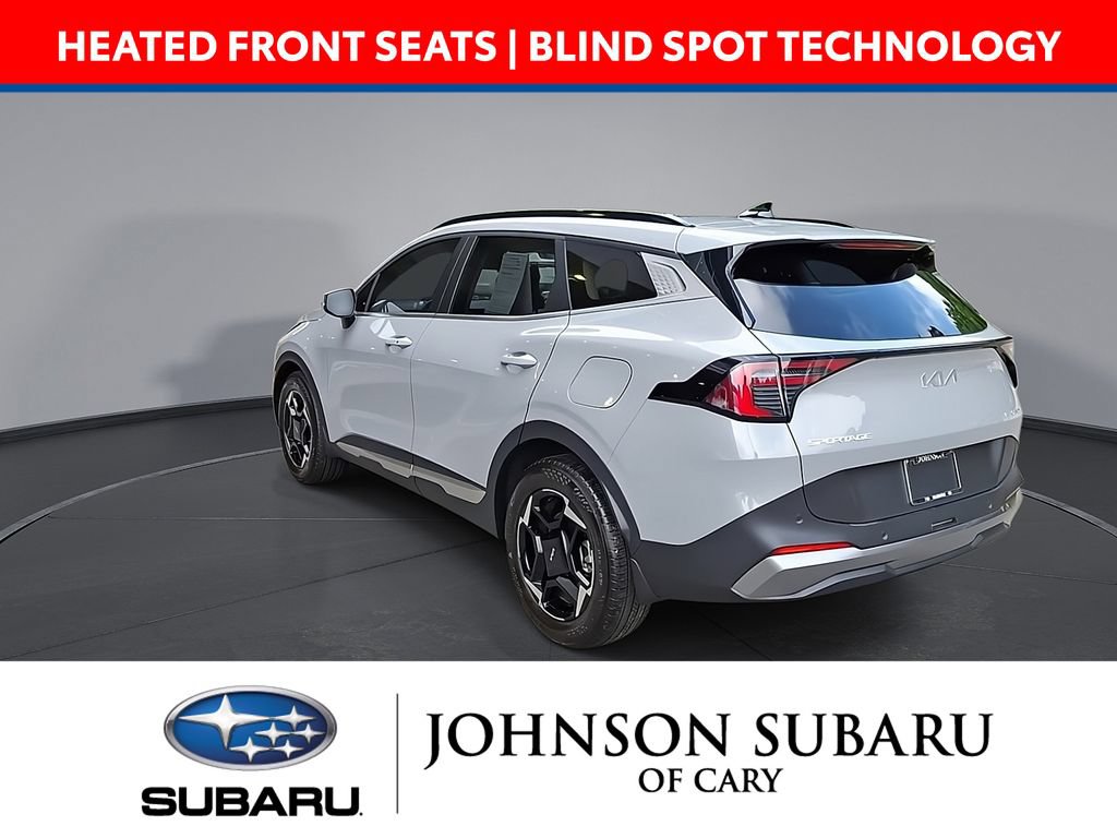 Used 2026 Kia Sportage EX w/ EX Panorama Roof Package FWD image 2