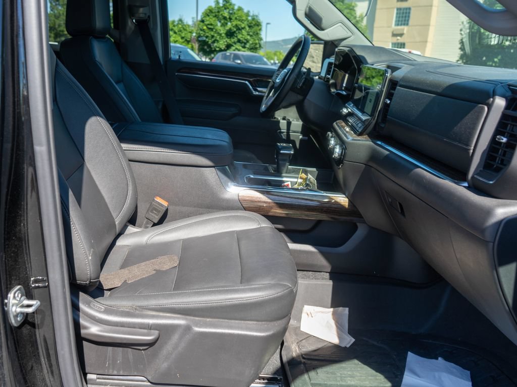 Certified 2025 GMC Sierra 1500 Elevation w/ Elevation Premium Package AWD/4WD image 10