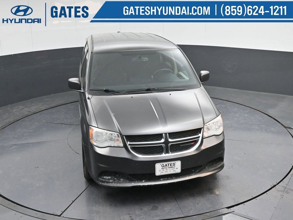 Used 2016 Dodge Grand Caravan SE image 39