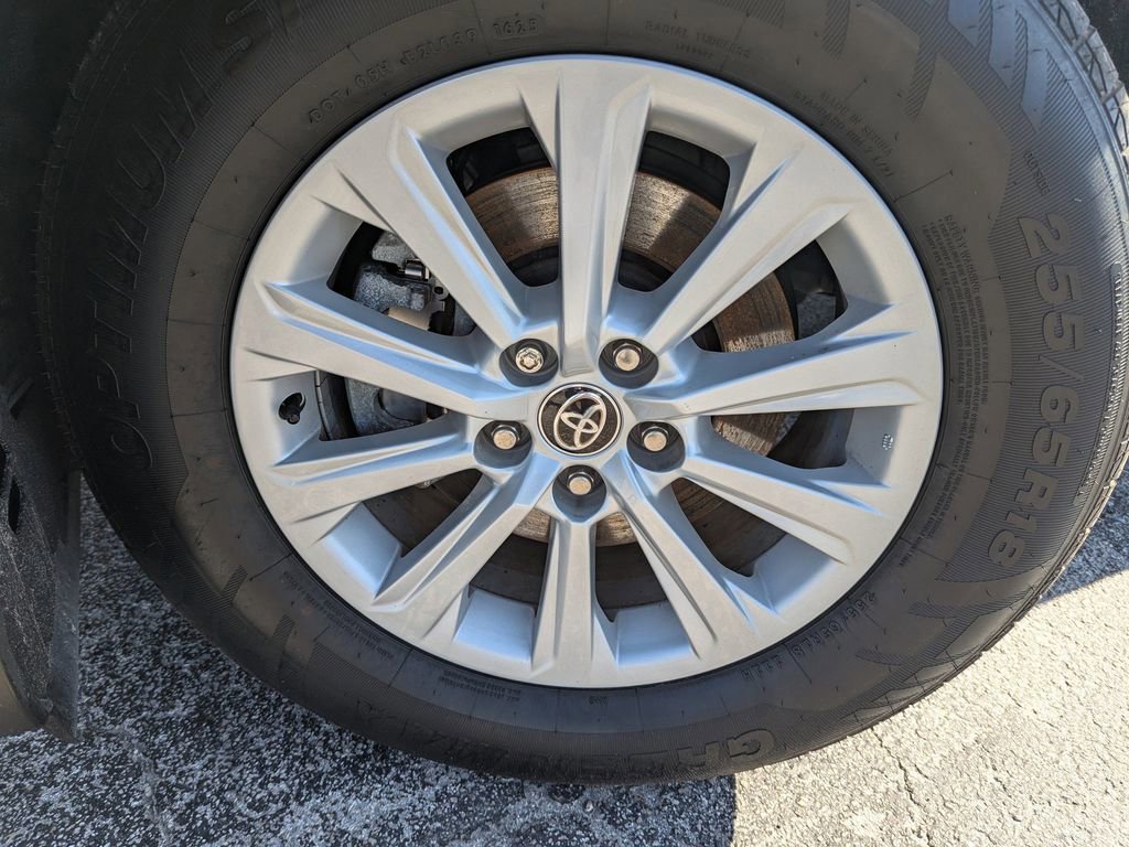 Used 2024 Toyota Grand Highlander XLE image 33