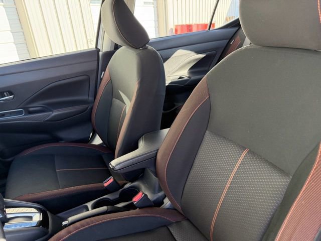 Used 2021 Nissan Versa SR w/ Convenience Package image 22