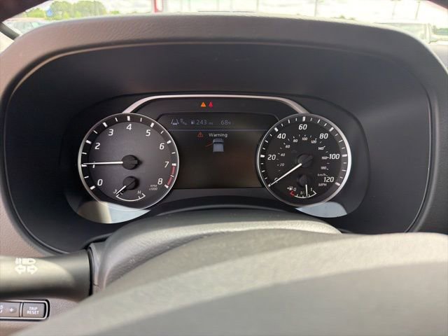 Certified 2025 Nissan Frontier SV w/ SV Convenience Package RWD image 13