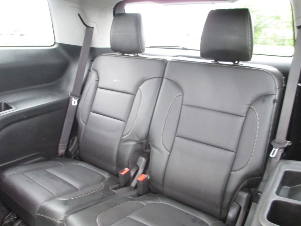 Used 2017 GMC Acadia SLT AWD/4WD image 23