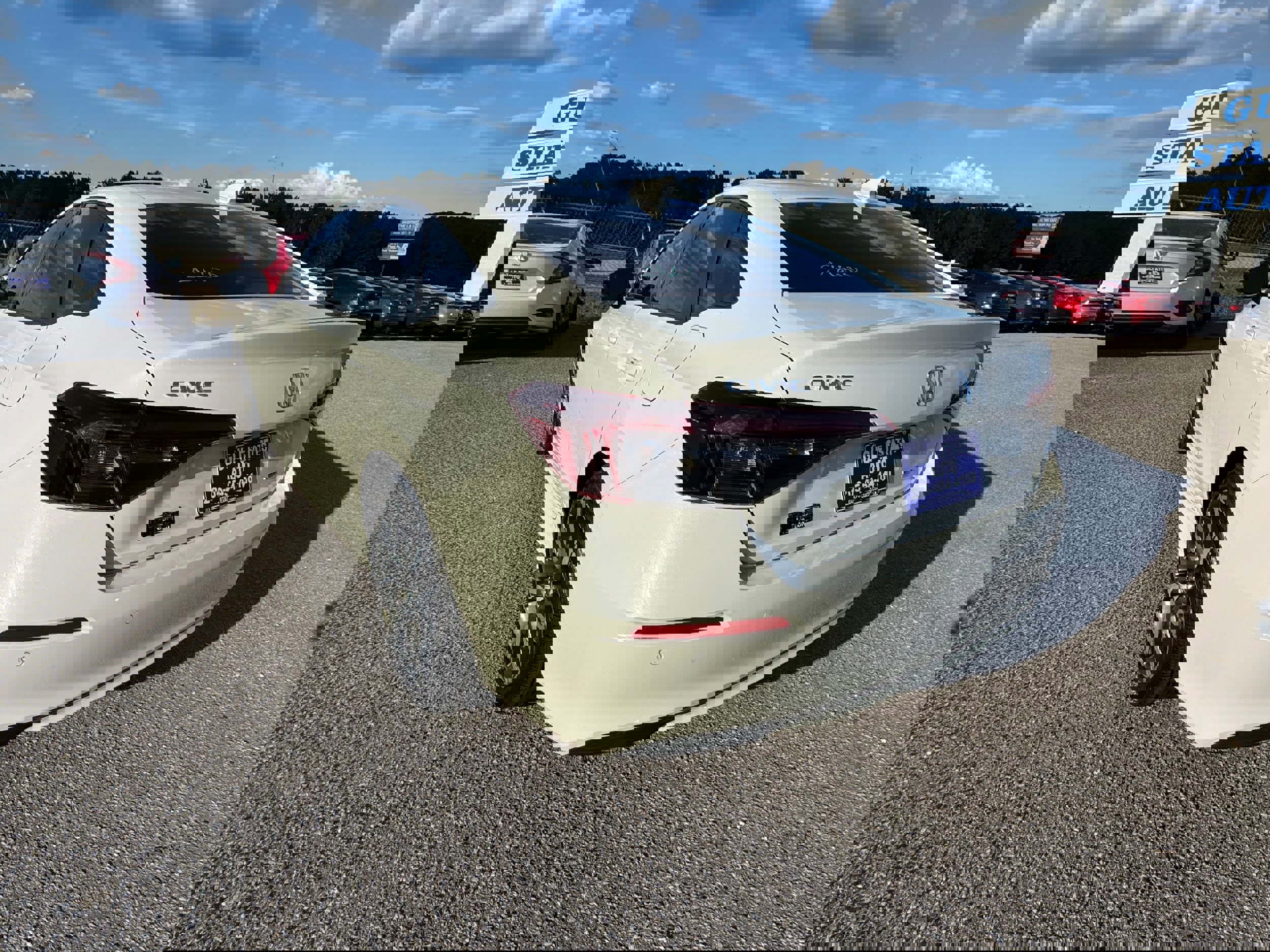 Used 2025 Honda Civic Sport Touring image 9