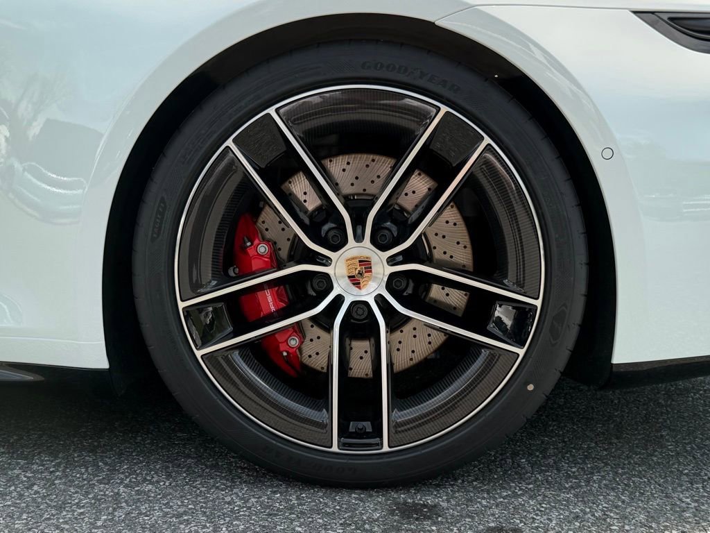 New 2026 Porsche 911 Carrera GTS RWD image 15
