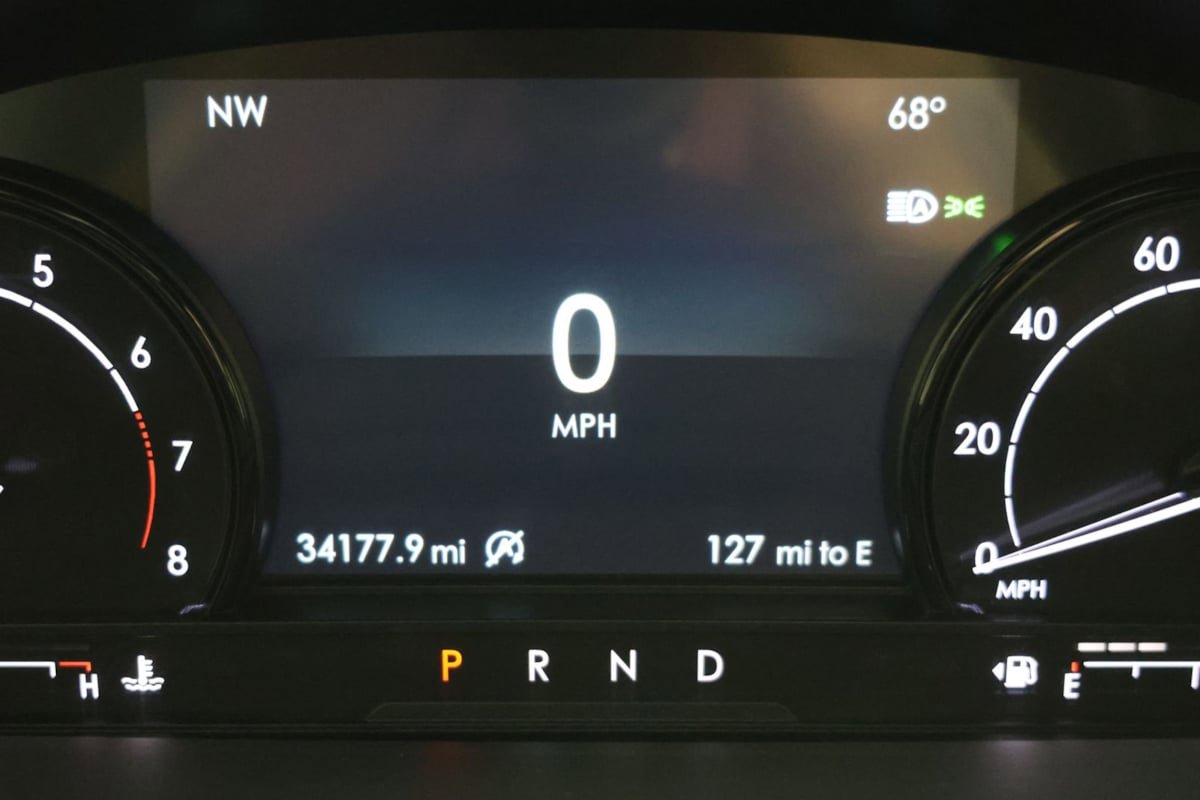 Used 2022 Lincoln Corsair FWD w/ Equipment Group 101A image 12