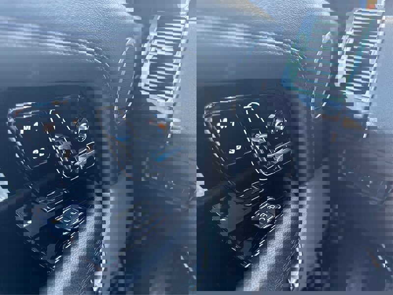 Used 2020 Land Rover Range Rover image 50