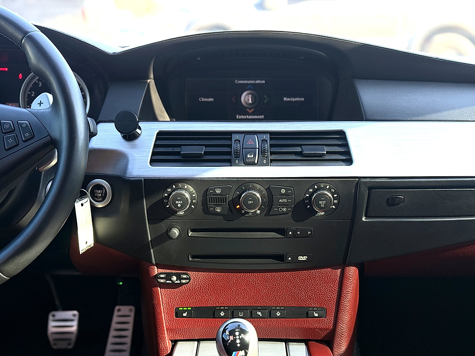 Used 2006 BMW M5 image 25