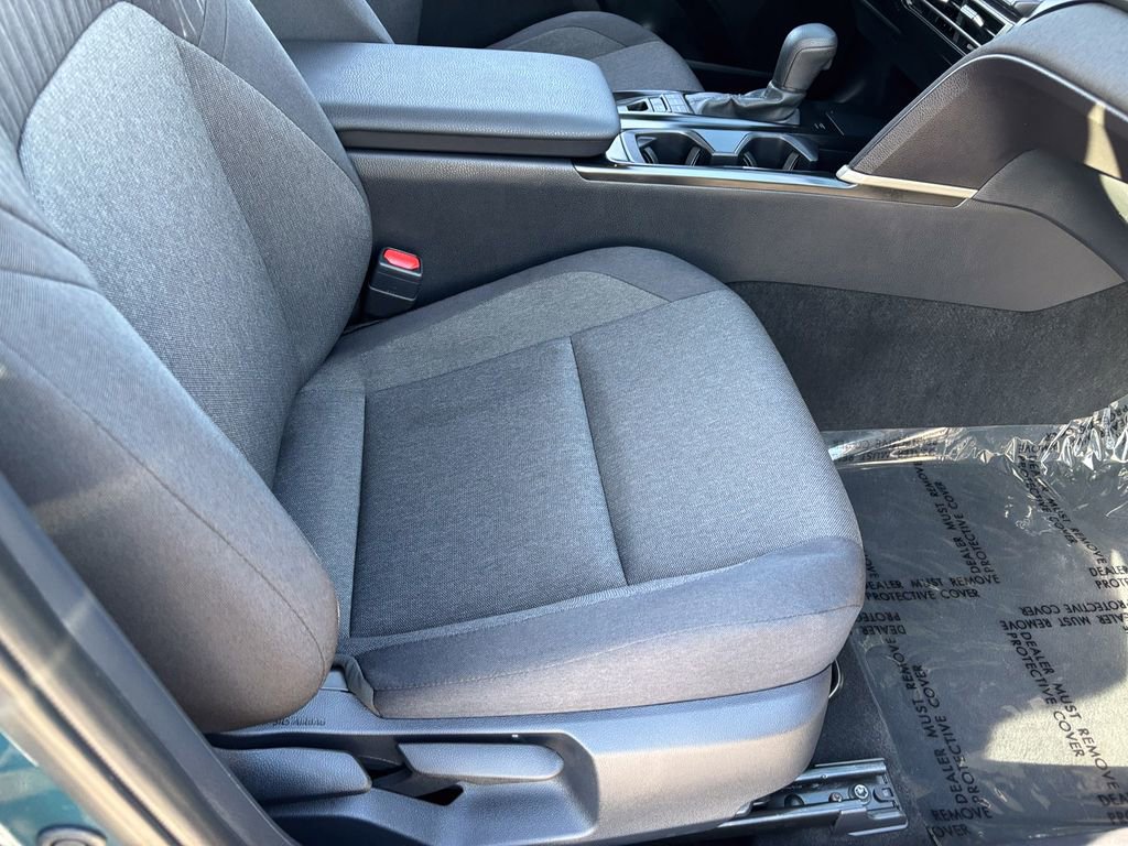 Certified 2025 Toyota Camry LE image 38