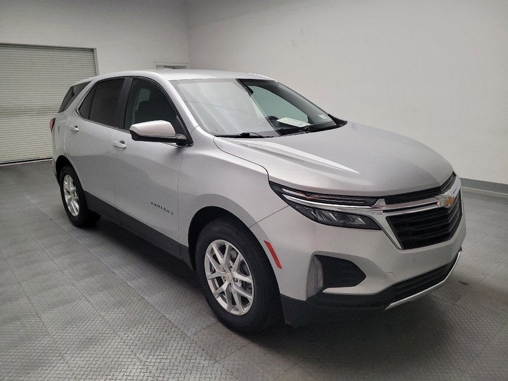 Used 2022 Chevrolet Equinox LT w/ Driver Convenience Package AWD/4WD image 13