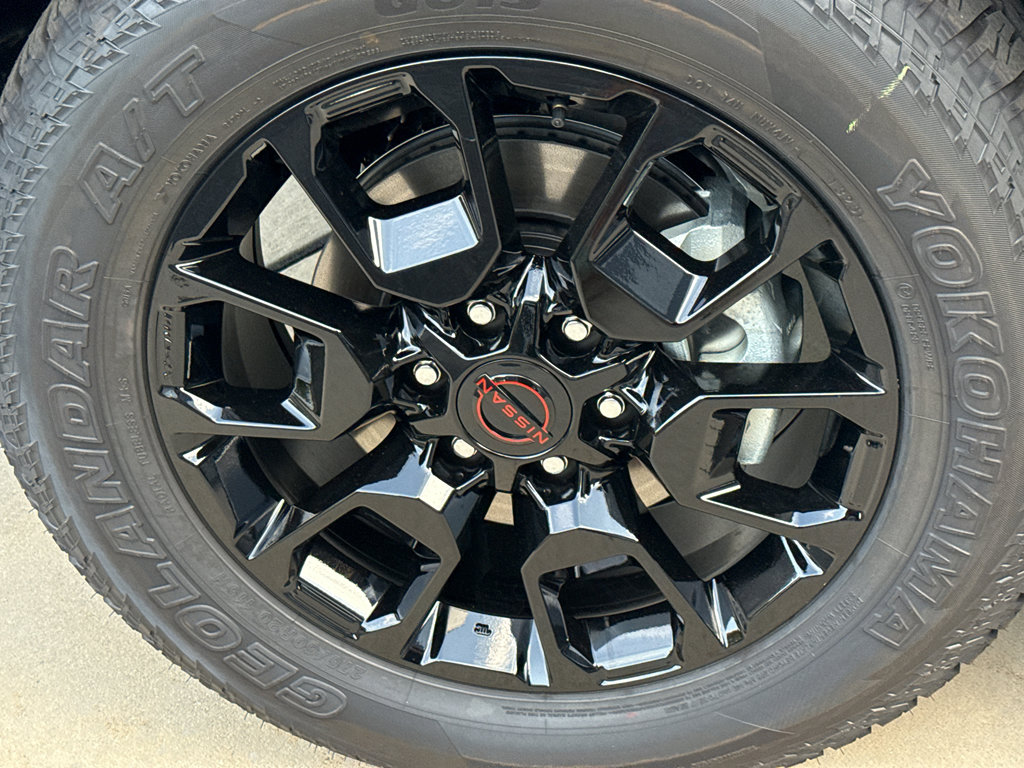 New 2026 Nissan Armada PRO-4X w/ Captain's Chari Seat Package image 9