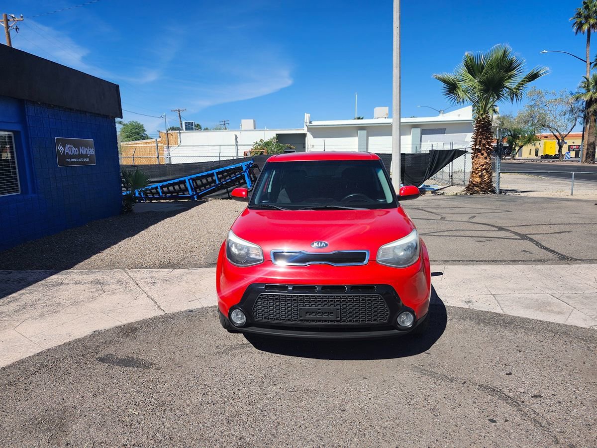 Used 2016 Kia Soul + FWD image 6